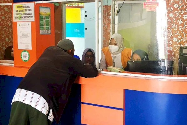 Pangkas Waktu Tunggu, Puskesmas Pontap Palopo Terapkan Antrean Online via Mobile JKN