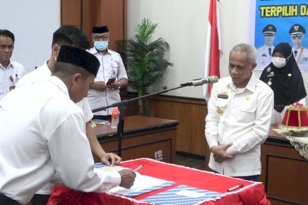 Wabup Pangkep Syahban Sammana Lantik 4 BPD 