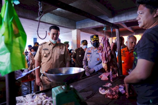 Bupati Pangkep Yusran Sidak ke Pasar, Pantau Harga Komoditas