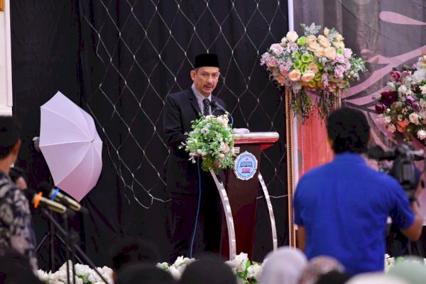 Wisuda Sarjana Stikes Bhakti Pertiwi Luwu Raya