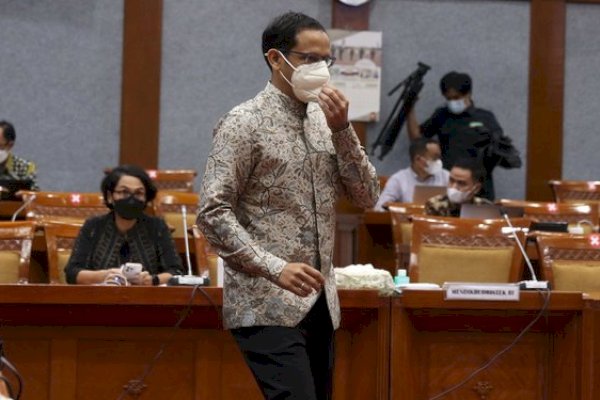 DPR Adukan Nadiem ke Jokowi karena Tak Kirim DIM RUU