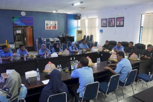 Dirut Perumda TM Palopo Tawakkal Terima Langsung Studi Banding PDAM Nene Mallomo Sidrap