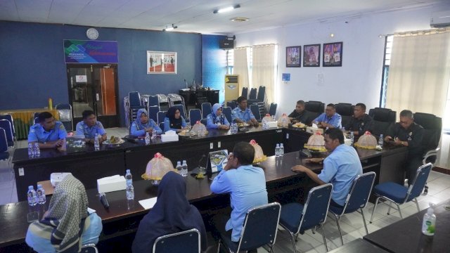 Dirut Perumda TM Palopo Tawakkal Terima Langsung Studi Banding PDAM Nene Mallomo Sidrap