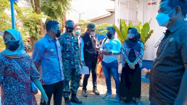 Camat Biringkanaya Tinjau Langsung Program 100 Persen Vaksinasi Kota Makassar di Empat Kelurahan