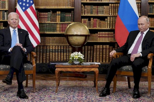 Biden Ancam Balik Putin Gunakan Senjata Pemusnah Massal di Ukraina