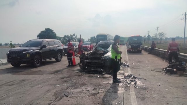 Kecelakaan Beruntun di Tol Pejagan Brebes.(F-INT)