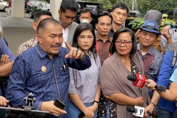 Ferdy Sambo Cs Segera Diadili, Rosti Ibunda Brigadir J: Hukum Mereka Seberat-beratnya!