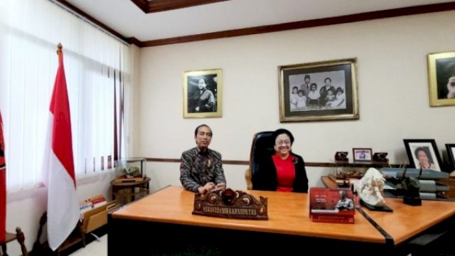 Megawati Bela Jokowi soal Kenaikan Harga BBM.(F-INT)