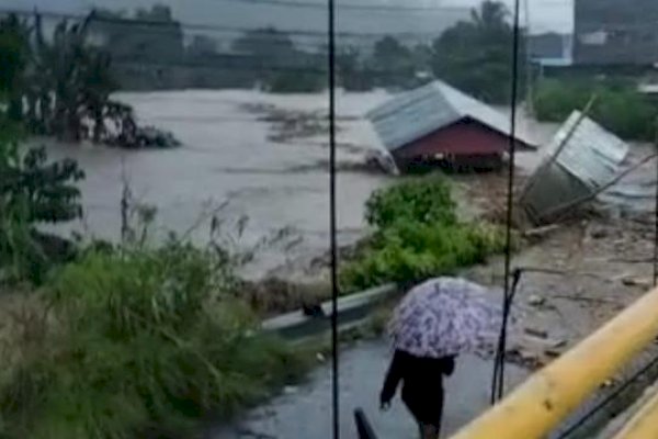 Cuaca Ekstrem Akibatkan Tanah Longsor dan Banjir Terjang Sejumlah Wilayah di Mamuju