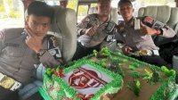 Kapok! Lecehkan hingga Jilat Kue HUT TNI, Dua Oknum Polisi Langsung Dikerangkeng