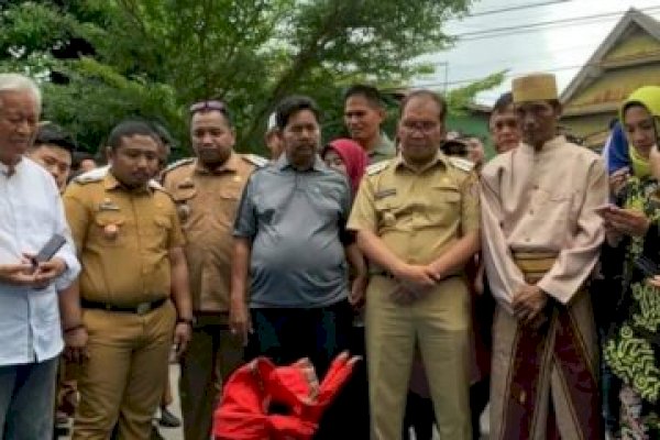 Camat Tamalate Edwar Dampingi Walikota Makassar Panen Lobster di Longwis Saga