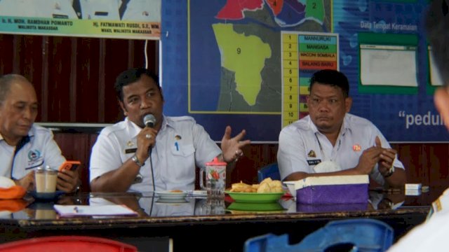 11 LPM di Kecamatan Tamalate Terima SK