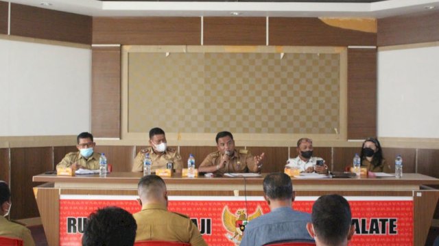 Camat Tamalate Edwar Pastikan Program Prioritas Menyentuh Masyarakat
