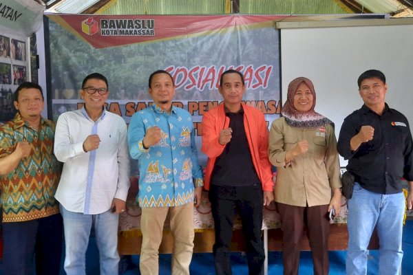 Hadiri Sosialisasi Bawaslu Makassar, Rudianto Lallo:  Lakkang Ingin Dijadikan Desa Sadar Pemilu