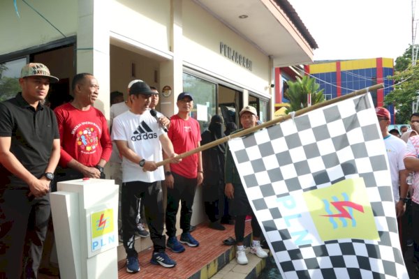 Sekda Palopo Firmanza Hadiri Jalan Sehat HLN