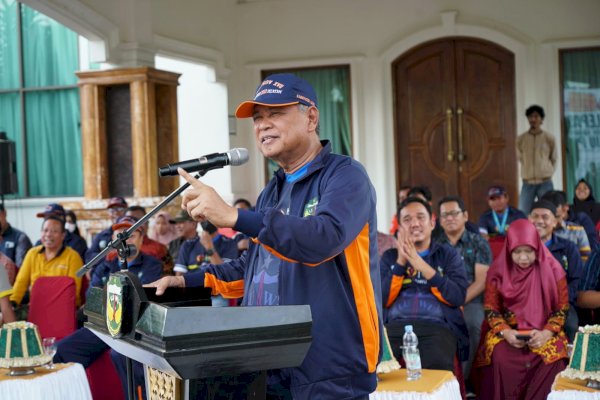 Lepas Kontingen Porprov, Bupati Basmin Mattayang: Bawa Pulang Medali, Dapat Bonus