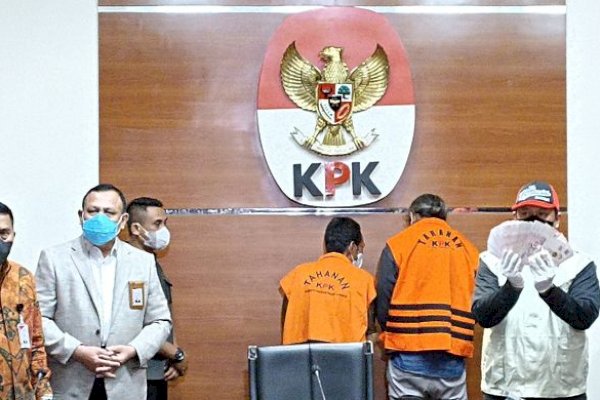 OTT Hakim Agung, Gayus: Evaluasi Hakim Agung Hingga PN