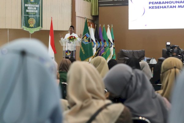 Ketua DPRD Rudianto Lallo Motivasi Ratusan Mahasiswa UMI Makassar, Ingatkan Pentingnya Skill dan Jaringan