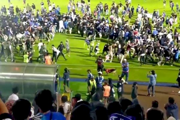 Panpel Arema FC Dihukum Seumur Hidup, Ada Temuan 42 Botol Miras hingga Pintu Tertutup di Tragedi Kanjuruhan