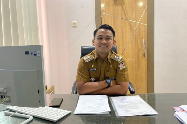 Camat Ujung Pandang ke Laskar Pelangi: Jaga Loyalitas dan Profesionalisme dalam Menjalankan Tugas