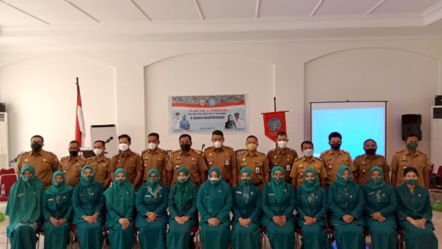 Camat Tamalate Edwar Ajak PKK Kelurahan Sukseskan Program Pemerintah