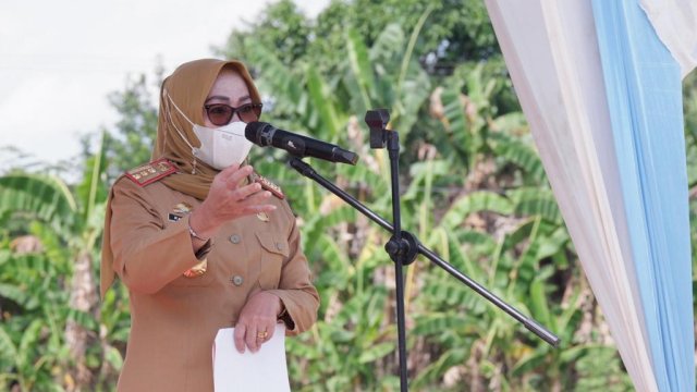 Tingkatkan Hasil Produksi, Pemkab Gowa Dorong Penggunaan Pupuk Organik ke Petani