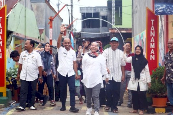 Legislator DPRD Kota Makassar  Nunung Dasniar Kunjungi Lorong Wisata  di Karmila Sari