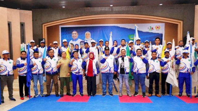 Pengukuhan Kontingen Kabupaten Maros yang Akan Berlaga di Ajang Porprov XVII Sulsel.