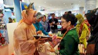 Usai Buka Gelaran PDN Expo 2022, Istri Wakil Gubernur DIY Sambangi Stand Dinas Pariwisata Kota Makassar