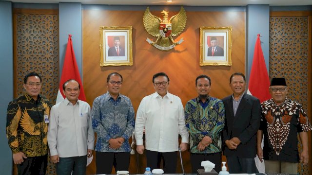 Gubernur Sulawesi Selatan, Andi Sudirman Sulaiman Diundang Menjadi Narasumber di Kantor Wantimpres.