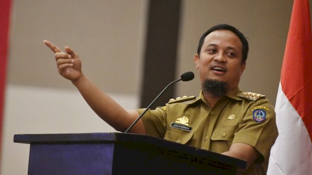 Gubernur Sulsel, Andi Sudirman Sulaiman.