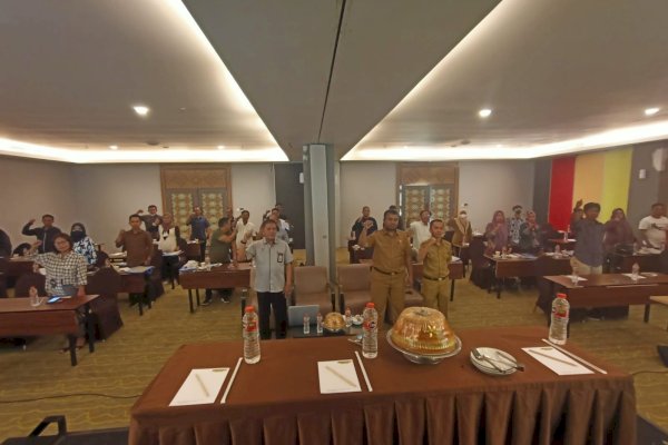 Dispar Makassar Libatkan 45 Dewan Lorong dalam Pelatihan Pemandu Wisata Buatan