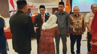 Hadiri Pelantikan Panwascam, Ketua DPRD Rudianto Lallo: Ciptakan Pemilu Jujur-Adil