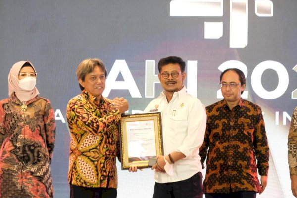 Raih Sederet Penghargaan di Ajang AHI, Kementan Jadi Kementerian Terpopuler di Media Digital