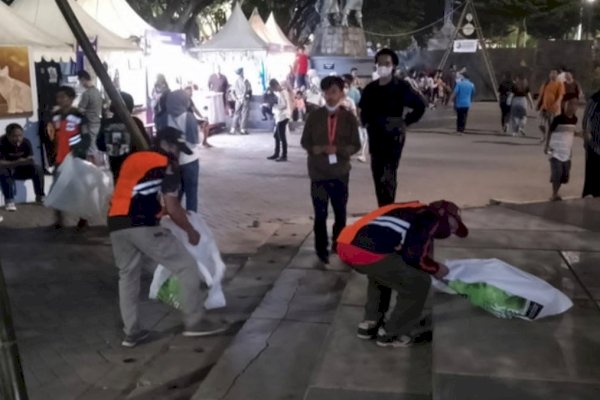 Jaga Kebersihan Lokasi F8, Camat Panakkukang Kerahkan Satgas Kebersihan