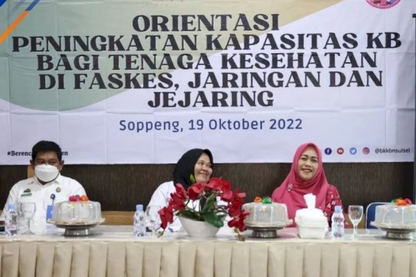 BKKBN Sulsel Hadirkan 50 Nakes dalam Kegiatan Orientasi Peningkatan Kapasitas Pelayanan KB di Soppeng