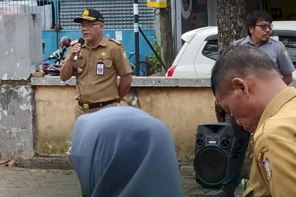 Upacara Pengibaran Bendera di Lingkup Pemerintah Kecamatan Mariso