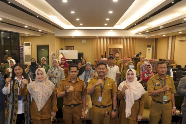 Wujudkan Program Pemkot Makassar, Dispar Beri Pelatihan Kepariwisataan untuk Masyarakat