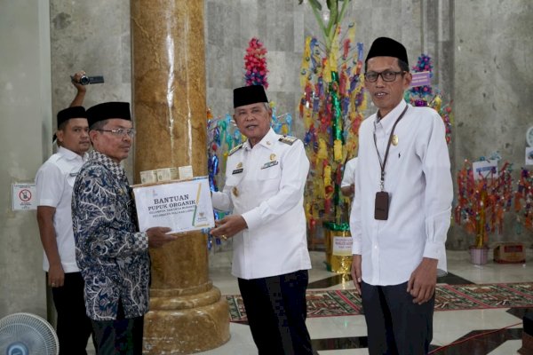 Bupati Luwu Basmin Mattayang Canangkan Desa Sadar Zakat 