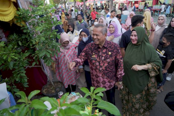 Bupati Luwu Basmin Mattayang Apresiasi Pemanfaatan Kompor Listrik diajang Pekan UMKM