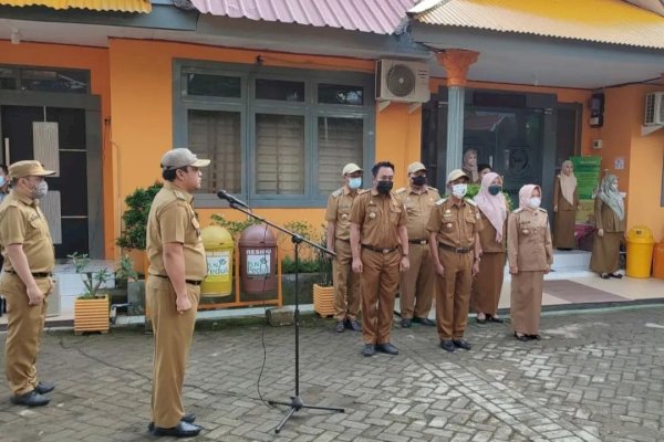 Pimpin Apel Pagi, Camat Manggala tekankan kedisiplinan dan terus genjot Vaksinasi 100 Persen Kota Makassar