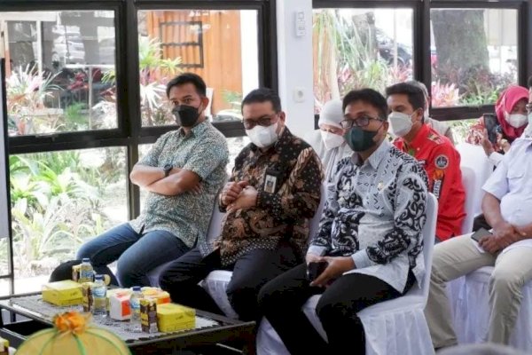 Camat Ujung Pandang Syahrial Dampingi Wali Kota Makassar Tinjau Peresmian Baruga Restorative of Justice