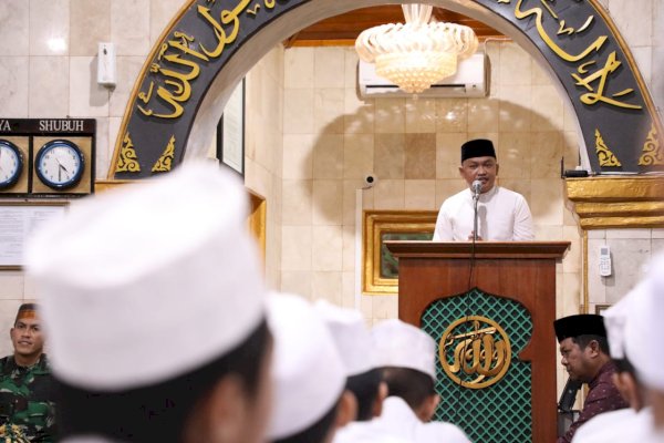 Ilham Azikin Ajak Keluarga Besar Masjid Taqwa Tompong Perkuat Ukhuwah Islamiyah