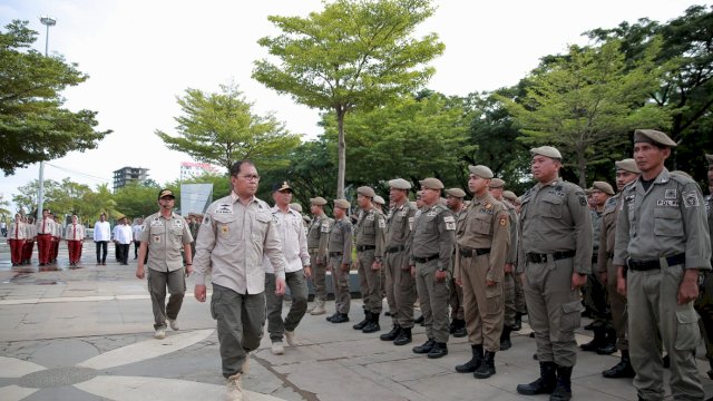 Danny Pomanto Beri Pengarahan Ratusan Satpol PP Kota Makassar.