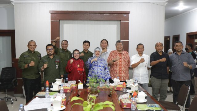 Ketua TP PKK Indira Pimpin Rapat Bahas Penataan Taman Hingga Penebangan Pohon Ilegal M