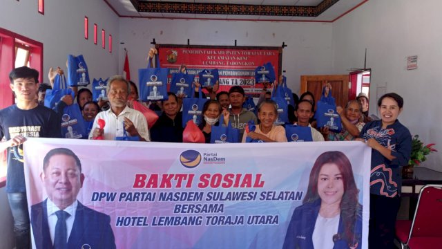 Wakil Sekretaris NasDem Sulsel, Mery Liku Lembang Baksos di Toraja Utara