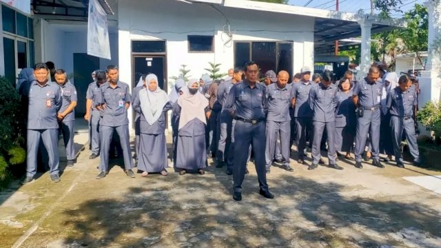 Apel Pagi Jajaran Pegawai Perumda Parkir Makassar Raya