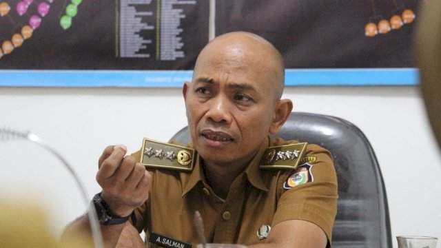 Camat Tamalanrea Andi Salman Baso