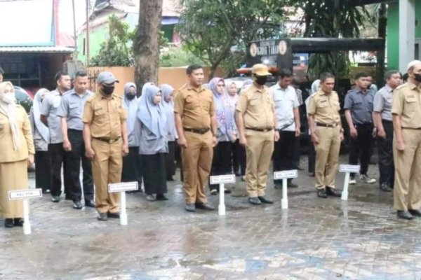 Sekcam Ujung Tanah: Berikan Pelayanan Terbaik