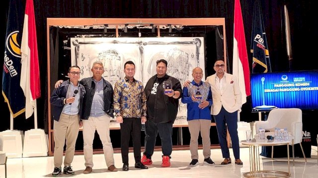 Kala Farhan dan Ahmad Sahroni Saling Meroasting di Stand Up Comedy.(F-IST)